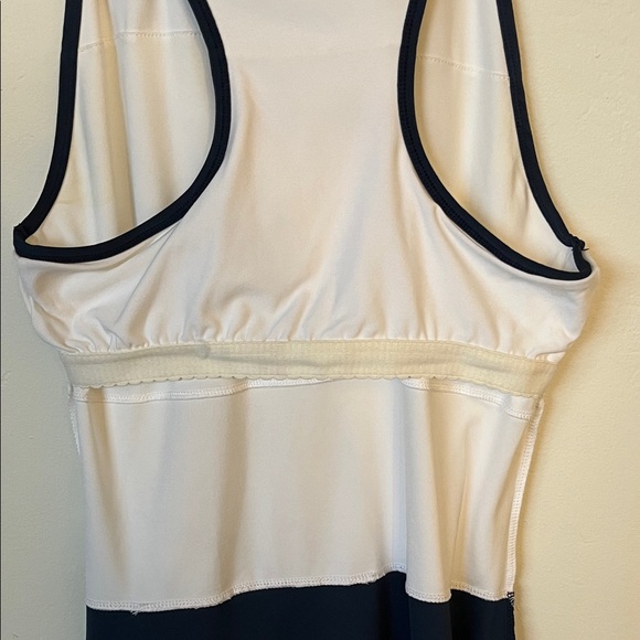 Nike Women’s Athletic Dress - Picture 6 of 7